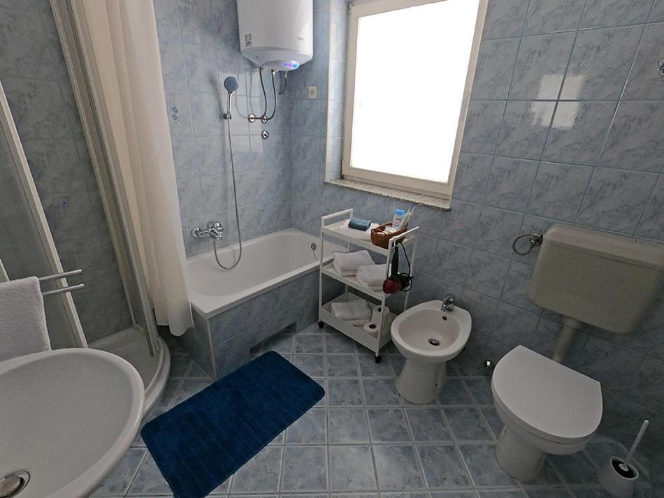 Family Rooms Moela Umag Ngoại thất bức ảnh